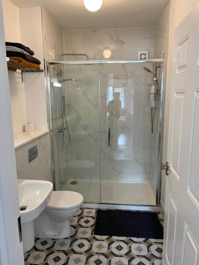 2 Bedroom Apartment Central Town Location Enniscorthy Exteriör bild